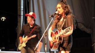 Lindi Ortega Live at Bolton Rotaryfest 2017 - Demons Don't Get Me Down