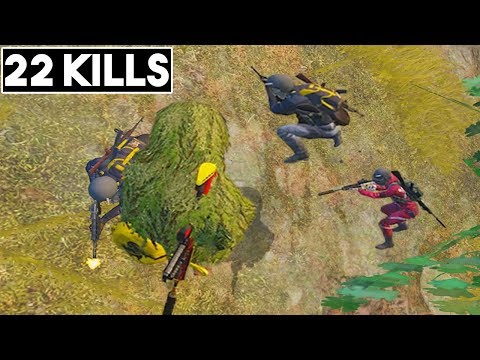 JUMPING OVER ENEMIES | 22 KILLS SOLO vs SQUAD | PUBG Mobile🐼