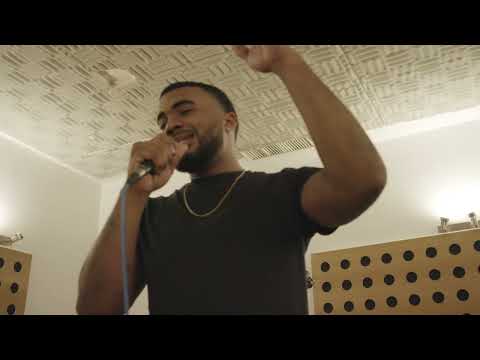Niko - La bringue (Prod. By Dinhoo) - Focus Concert de Matieu White à la Cigale