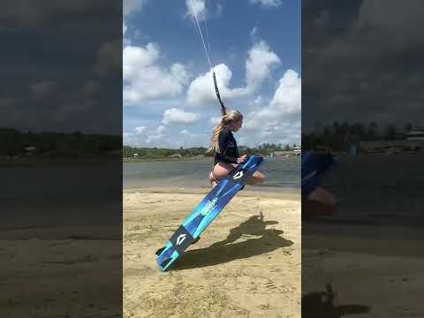 Hannah Whiteley Viral Darkslide #shorts #kitesurfing