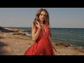 Otilia ﻿﻿Oh Na Na Lyric Video