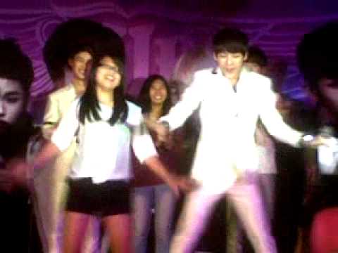 120621 BToB Live in Jakarta Minhyuk dancing with a fan