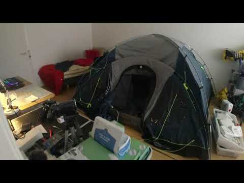 MongoTV_6236 - Kigger På Flyttekasser i Forstue Stået 7 År - Del 1 - Må Få Startet Kigge På Dem