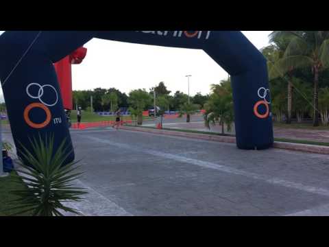 AMAZING!!! Brownlee brothers at Cozumel 2016