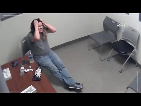 Cop's Wife Realizes He Knows About Her Affair