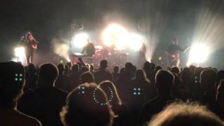 Between the Buried and Me - Turn on the Darkness (live)