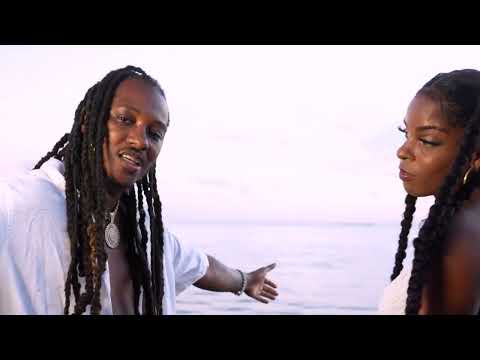 Elvys Futur - Maillot - LAST LAST (Remix)