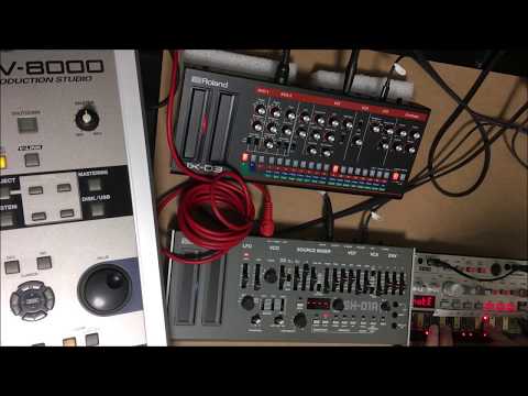 Roland JX-03, SH-01A, MV-8000 & KORG Volca Bass (synth jam 2018 #7)