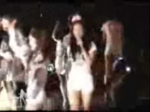 Donghae and Yuri (YulHae) - Pour Me Some Love