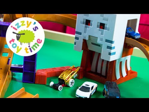 MINECRAFT GHAST ATTACK with Hot Wheels! Cars  with Fast Lane | Fun Videos for Children