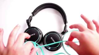 Video thumbnail for Sony MDR-V55 DJ headphones Honest Review by BCtechB