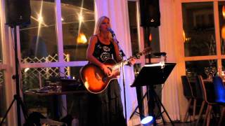 Nilla Nielsen - Himmelen måste saknat sin ängel (140913, Malmö)