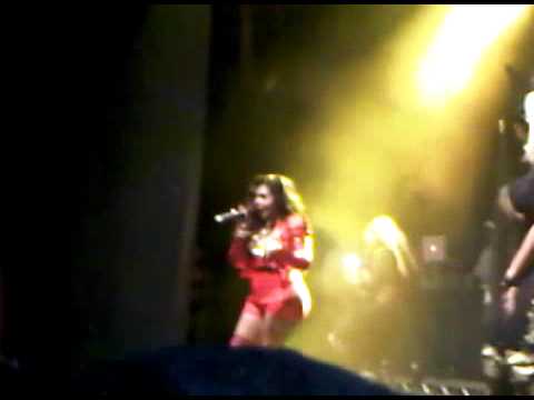 Lil Kim & Tiffany Foxx 'Live' Indigo o2 22/11/13 'Twisted'