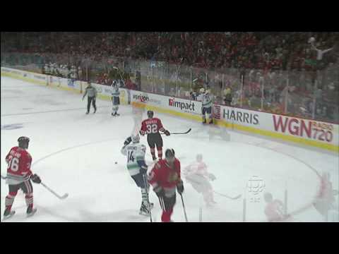 Mason Raymond 2-0 Goal - Canucks At Blackhawks - R2G1 2010 Playoffs - 05.01.10 - HD