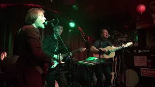 Ten Feet Tall by XTC as performed by Peter Pumpkinhead band: A tribute to XTC.