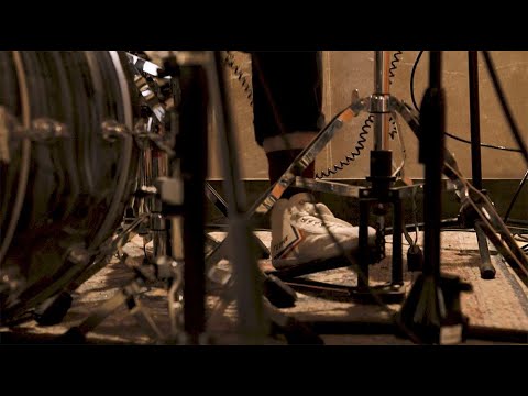 Nevermind by Arverne at Livingrooms