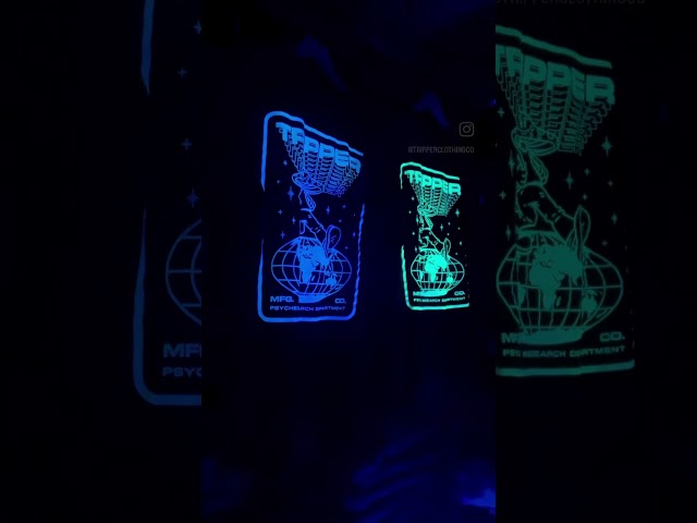 Vídeo relacionado con Camiseta divertida I Glow In The Dark Tee Camiseta