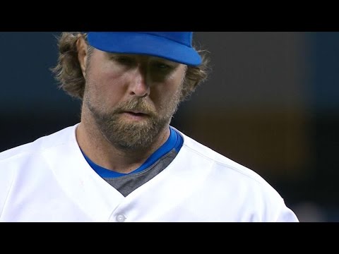 NYM@TOR: Dickey gives up one run, fans seven in 7 1/3