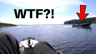 Why Kayak Anglers HATE Boaters...(RUDE!!!)