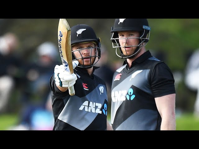 19-ball Phillips 50 pushes NZ over 200 | SHORT HIGHLIGHTS | BLACKCAPS v Bangladesh | Hagley Oval