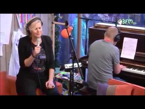 Irene Moors zingt bij 3FM  #SeriousRequest2014