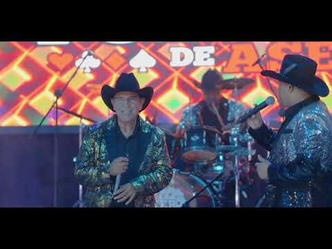 Banda Poker de Ases Ft. Chayo de la Lola - Princesa de Barrio (En Vivo)