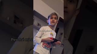 Quando vuoi insegnare la vera educazione a tuo figlio 😂 inizi così 😅 #shorts #short