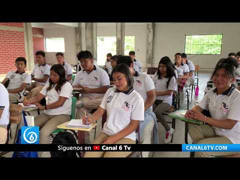 Video: Ayuntamiento de Chiapa De Corzo no entrega aulas a preparatoria de escasos recursos