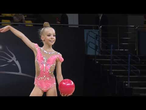 SHERSHEN Kateryna 2010 ball