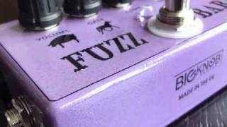 Video thumbnail for Fuzz Barn Demo by BigKnobPedals