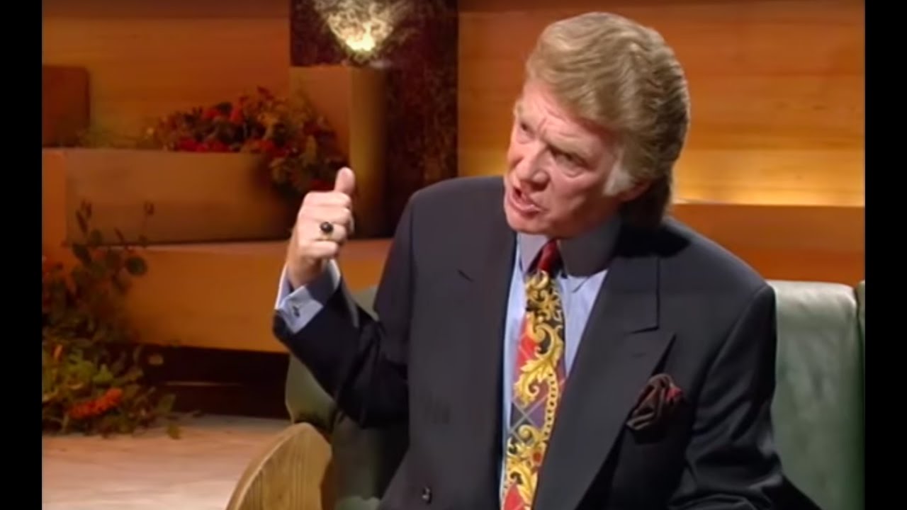 Alan Threatened By Cockney Gangster - Knowing Me Knowing You - BBC