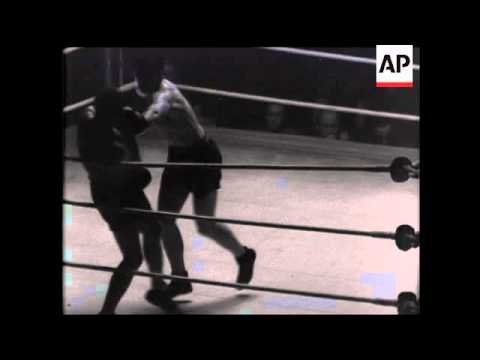 Boxing.  Neusel Beats Foord