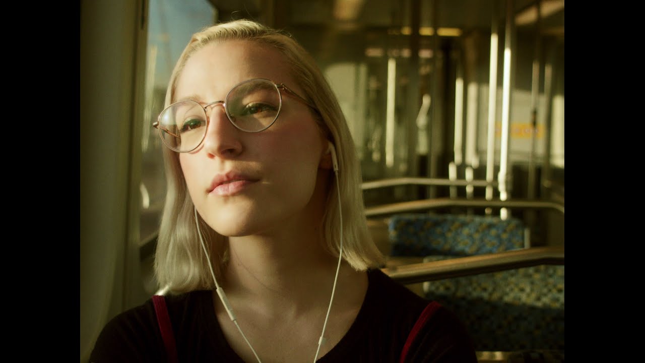 Freedom in Movement - Apple AirPods Pro - Spec AD (2022)