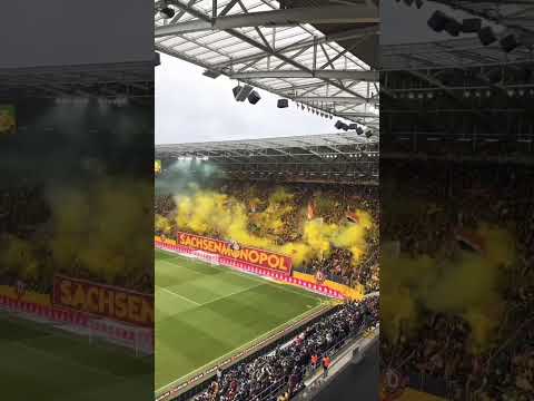 Pyro Show Dynamo Dresden Fans Against Aue #sgd#dynamo#dresden#dynamodresden#kblock#aue#3liga#pyro