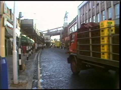 Brixton | 1980s Brixton | Atlantic Road | South London | London in the 80s | TN-SL-014-001