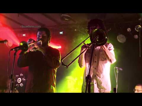 "Sintoniza lá" - BNegão & Seletores de Frequência @ Rio Verde - Palco Showlivre