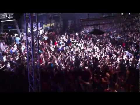 Michael Calfan Live @ Point Gamma 2012