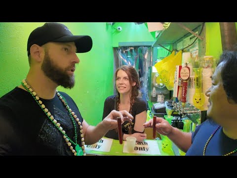 The New Orleans Experience II: Antiques & Absinthe ????????