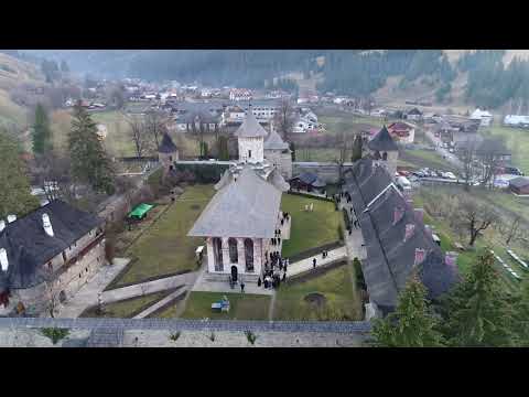 Hram la Mănăstirea Moldovița