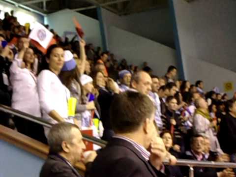 Il calore del pubblico turco nel prepartita della finale della CEV Challenge Cup 2011