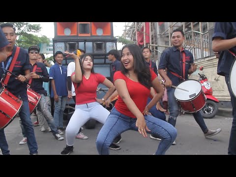 Dangdut Jalanan Gaya India // TERI MERI //MEGANTARA