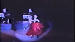 Osvaldo Zotto y Guillermina Quiroga bailan en la Sala Miguel Covarrubias de la UNAM