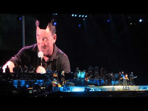 Bruce Springsteen - Saving up - Telenor Arena Oslo - 30.04.2013