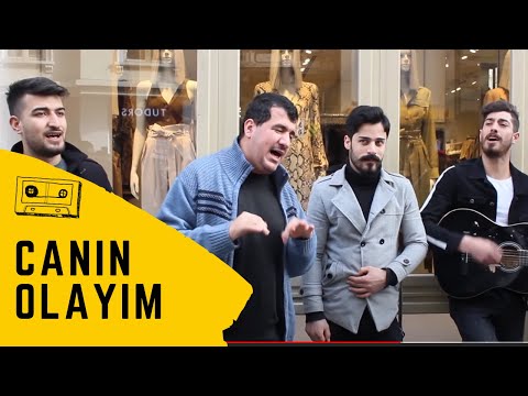 Bilal Göregen istiklal caddesinde efsane bir türkü okudu (Canın Olayım)