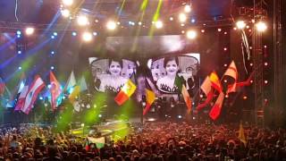 Carla&#39;s Dreams - Născut în Moldova (Concerte la Arenele Romane 13 Mai București) [LYRICS/VERSURI]