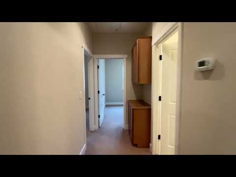 Wonderful 3bd/2.5ba Townhome-Great Location! property video