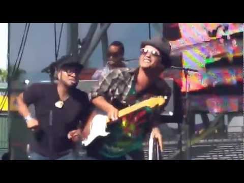 Bruno Mars Genentech 2012 - Soulja Boy & Dance A$$