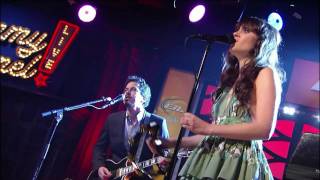 She &amp; Him - Thieves (Live) 1080p HD Late Night