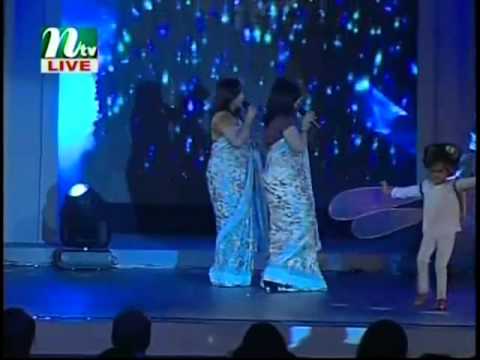 Eai Prohor Jeno Bivor || Fahmida Nabi & Samina Chowdhury [Live] - HD