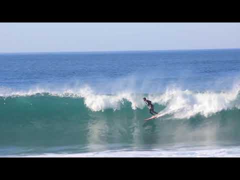 Pumping swell at Coxos